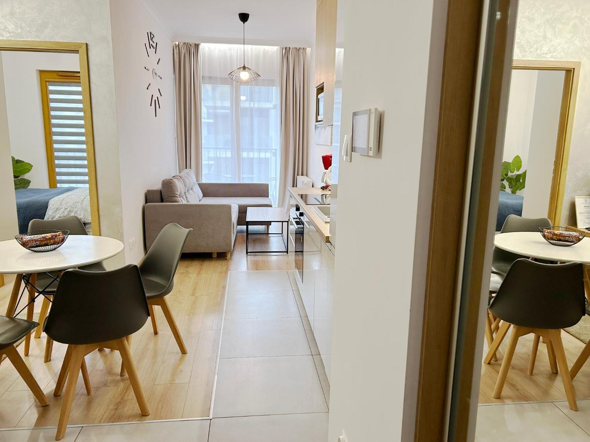 Deluxe Apartment
